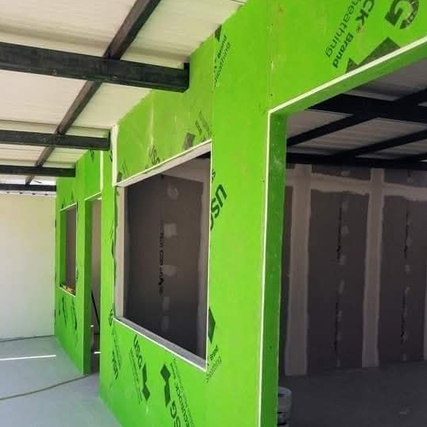 Servicios de Herrería, Electricidad y Tablayeso para la Construcción e Industria.